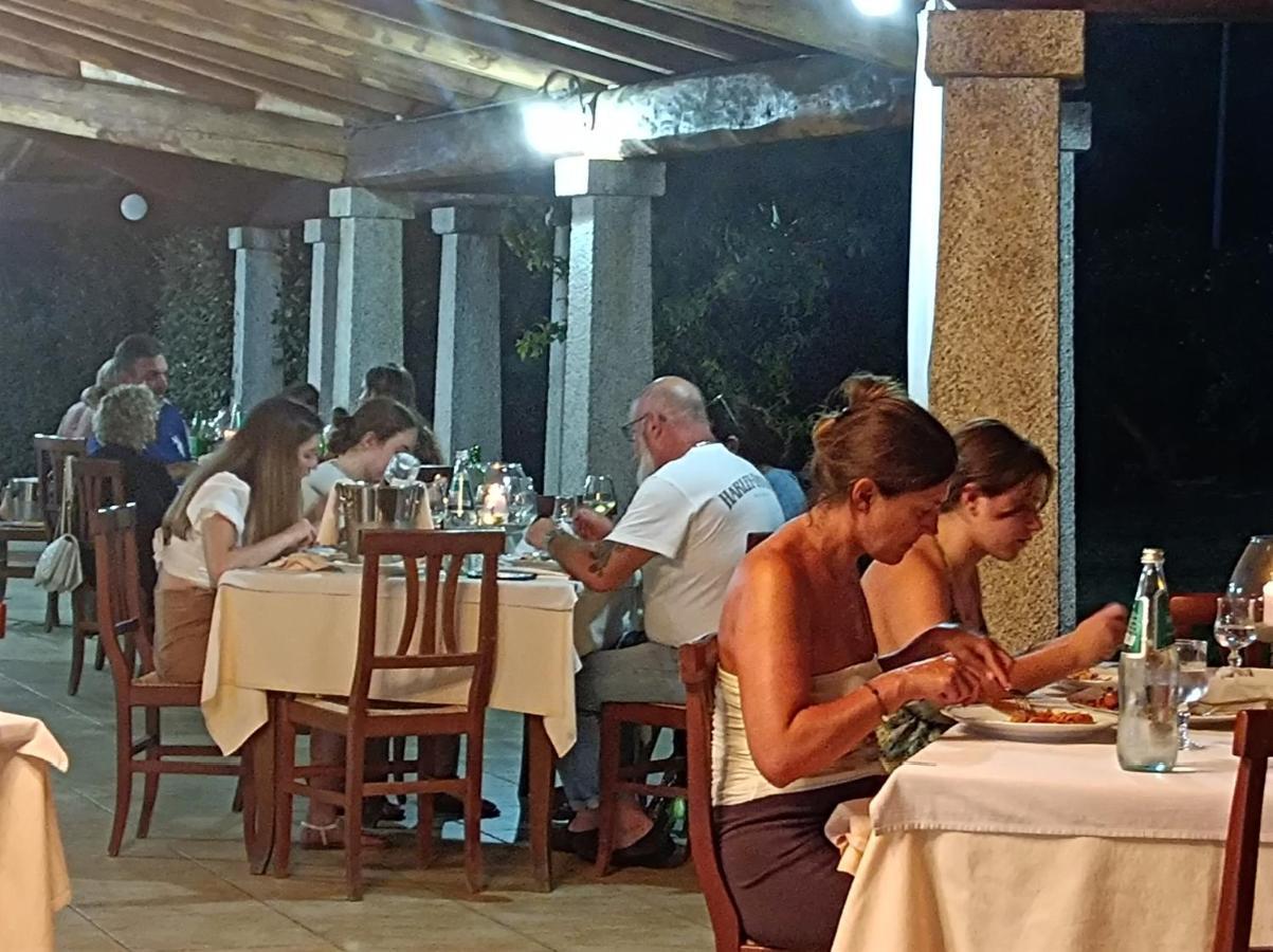 Hotel Lu Baroni Budoni Esterno foto