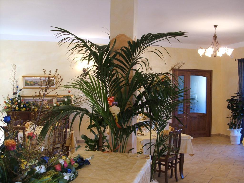 Hotel Lu Baroni Budoni Esterno foto